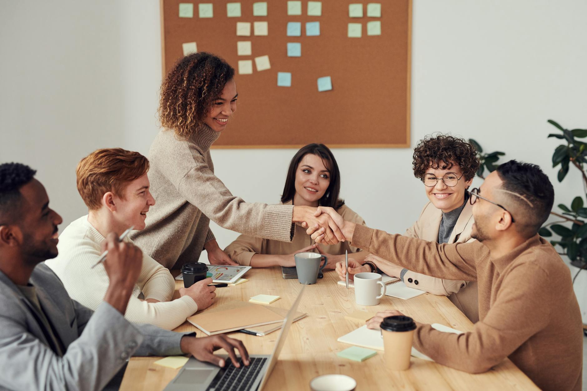 Comunidade intencional para negócios: como marcas estão crescendo com o community-led growth